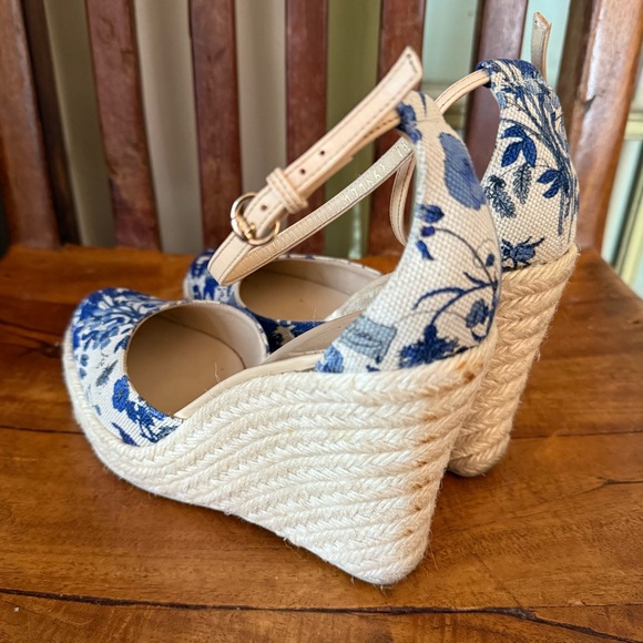 Gucci Cruise 2007 Runway Flora Espadrille Wedges – 7.5 - Picture 3 of 16